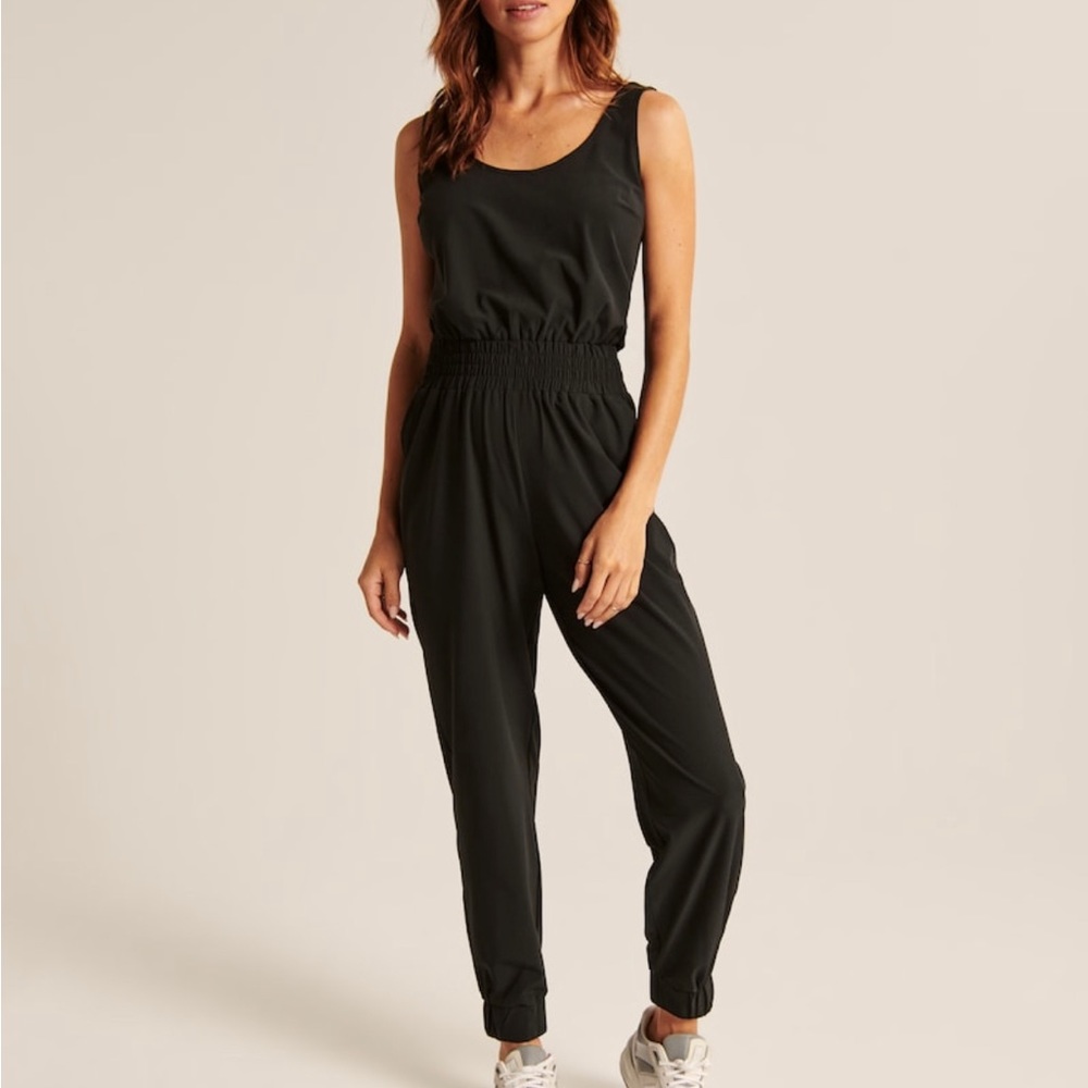 Abercrombie Traveler’s Jumpsuit Black